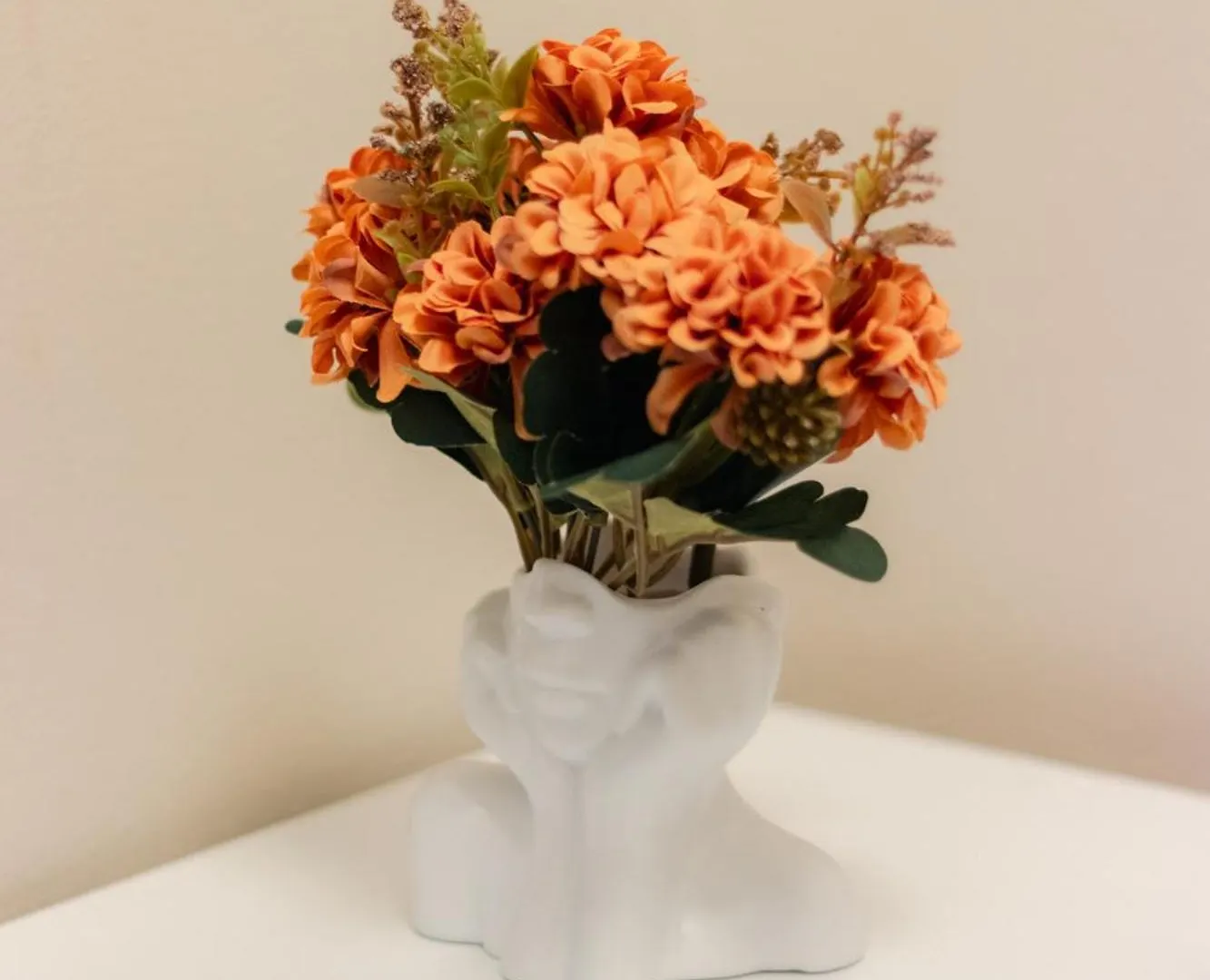 Apartamento Modern Boho Charm In Kallio, Walk To City Center Helsinki Finlandia